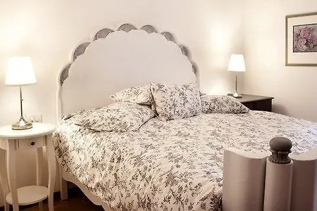Casa Stacy * ורנה